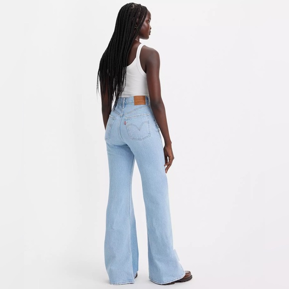 Levi's Premium Ribcage Bell Jeans Wide Leg Flare Size 30 - Picture 2 of 16